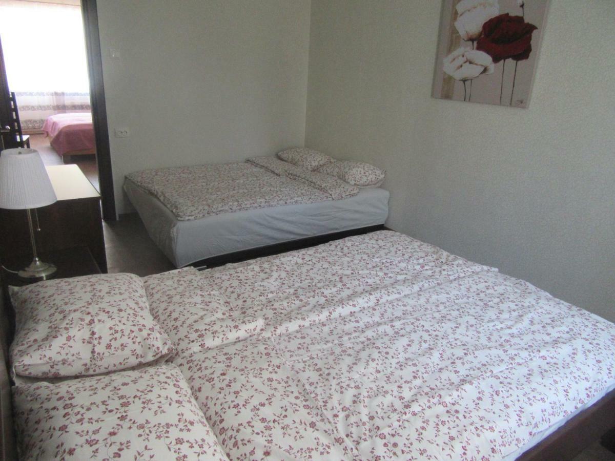 Family Apartment Riga Esterno foto
